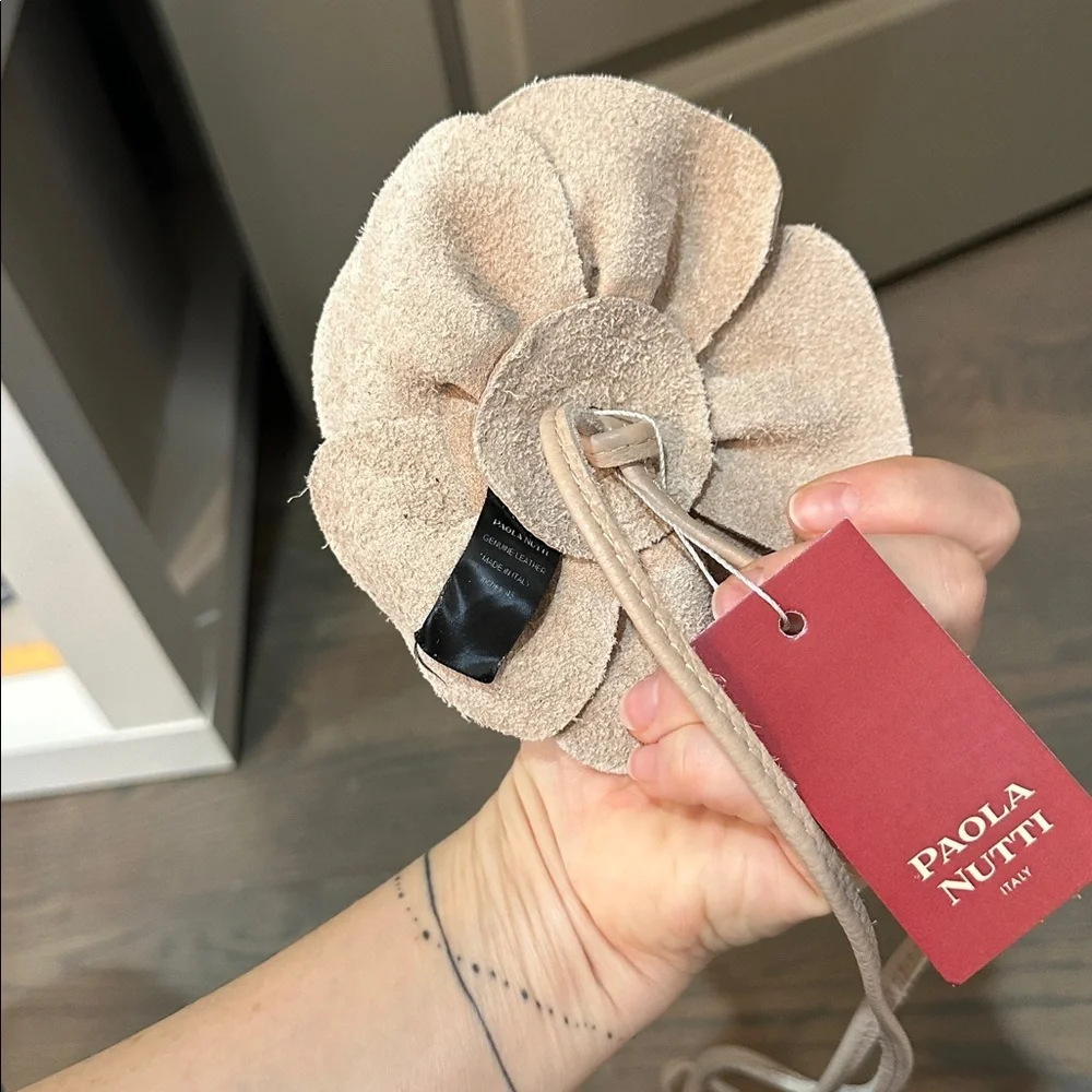 ❗️BUY NOW❗️ITEM WILL BE REMOVED SOON❗️Leather String Belt With Floral Applique